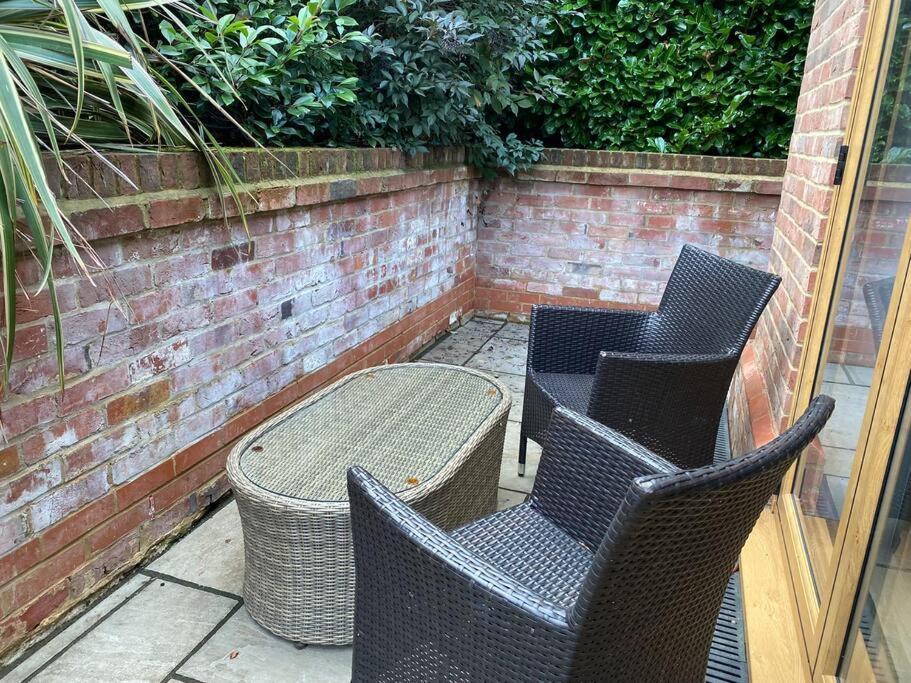 Ferienwohnung Stansted Airport Luxury Annexe With Parking. Birchanger Exterior foto